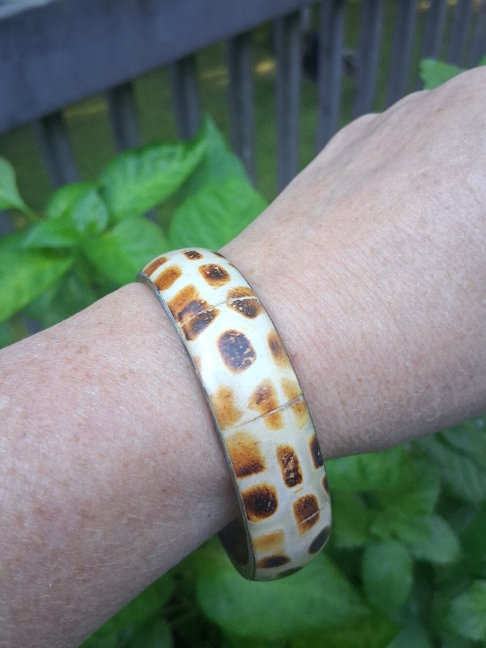 Vintage Boho Giraffe Print Mosaic Bone Inlay Bangle Bracelet